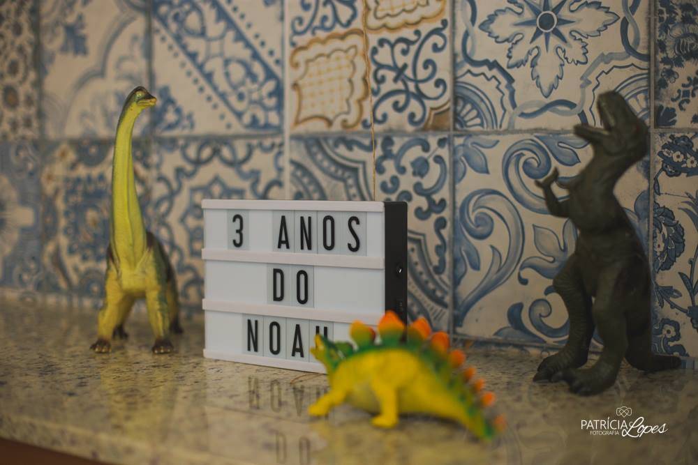 ROOOAR!!! - os 3 aninhos do meu filho Noah 